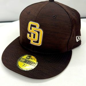 SAN DIEGO PADRES
2023 Clubhouse 59FIFTY Fitted 7 5/8